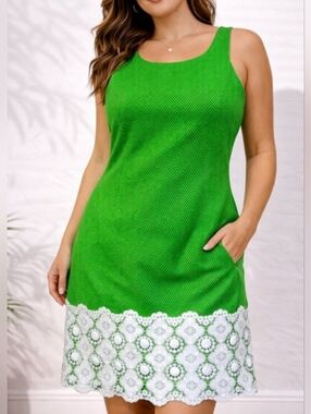 Lilly Pulitzer Jubilee Dress in a vibrant kelly green.Size 0 Excellent Condition